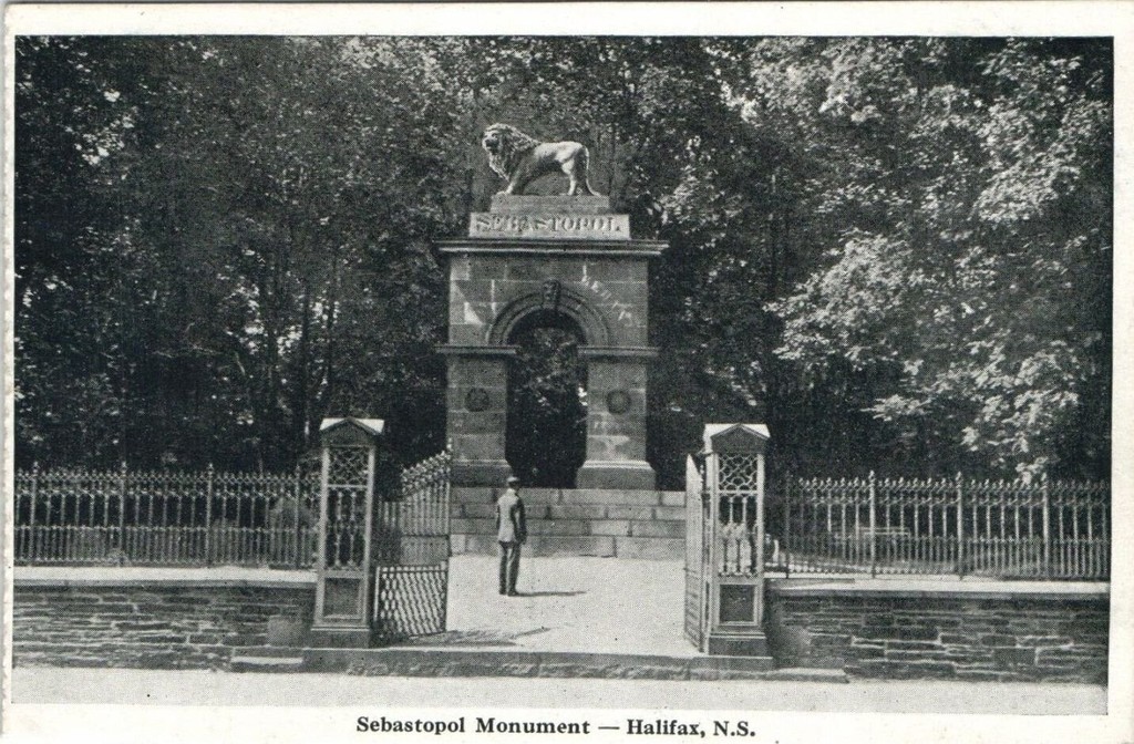 Triumphal arch - Crimean War (Welsford-Parker Monument)