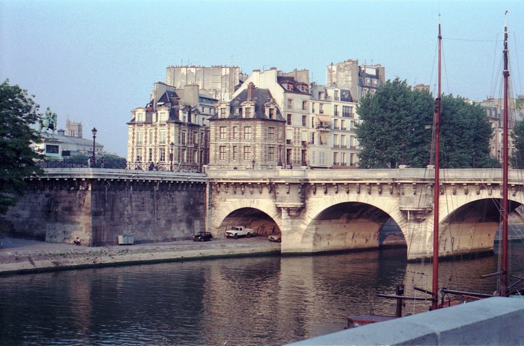 Le Pont Neuf et la statue d'Henri IV
