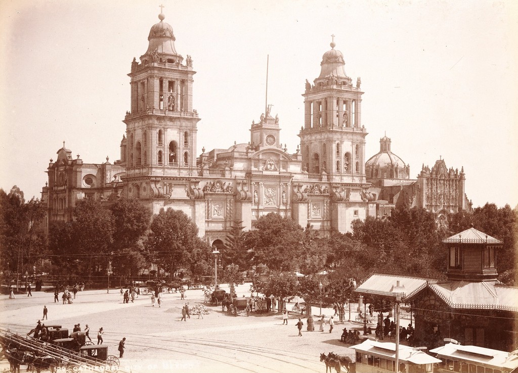 Catedral Metropolitana & Zócalo