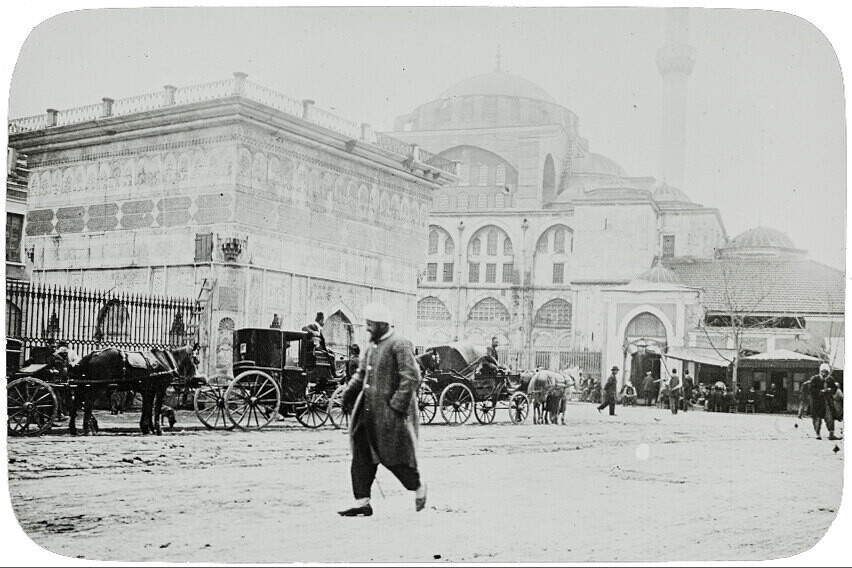 Konstantinopolis. Tophane Meydan Çeşmesi ve Ali Paşa Camii