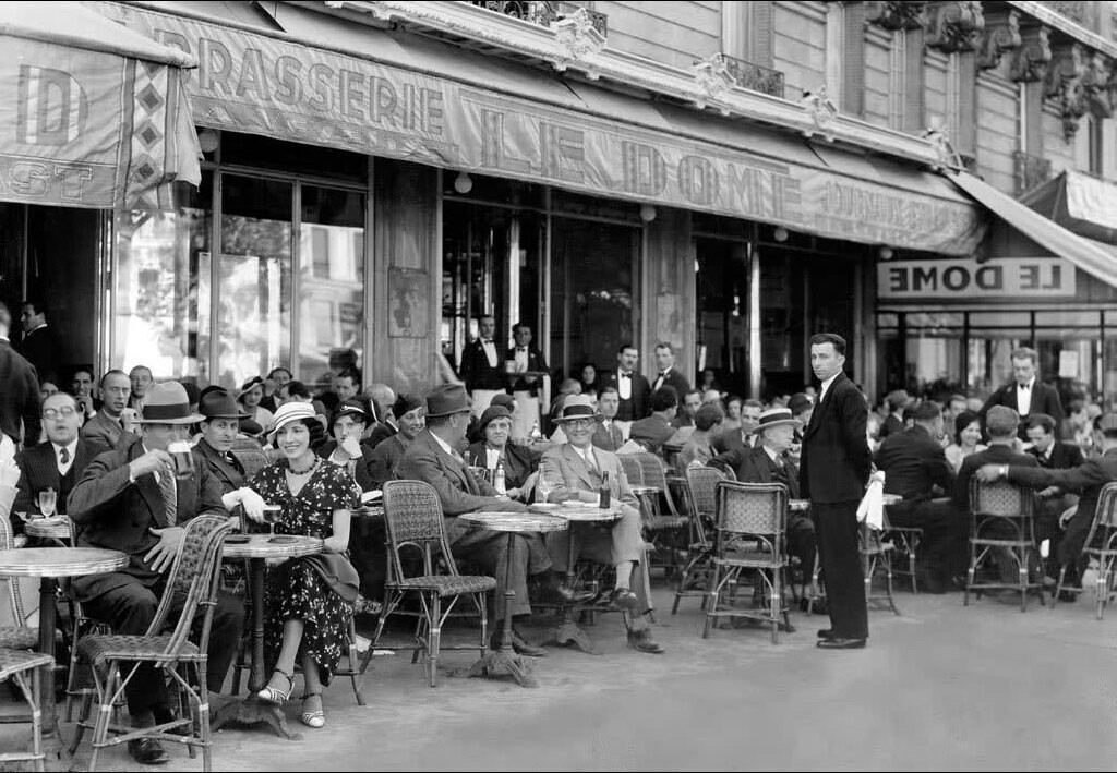 Café in Montparnasse