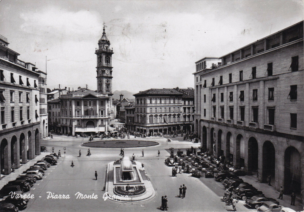 Varese, Piazza Monte Grappa