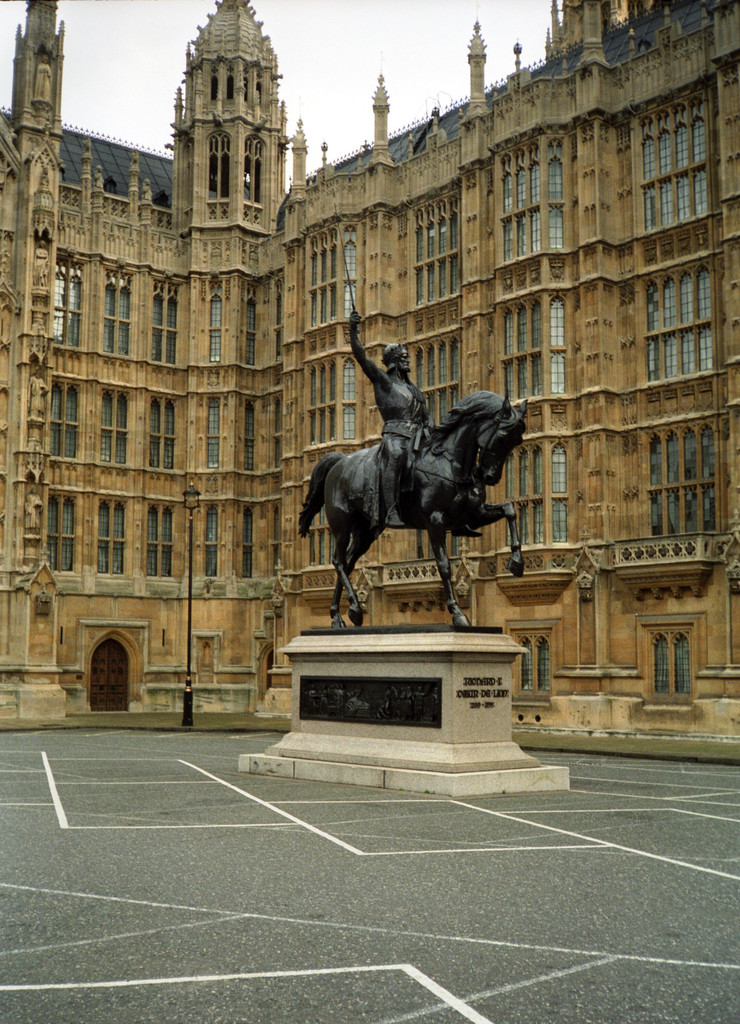 Statue of Richard I of England