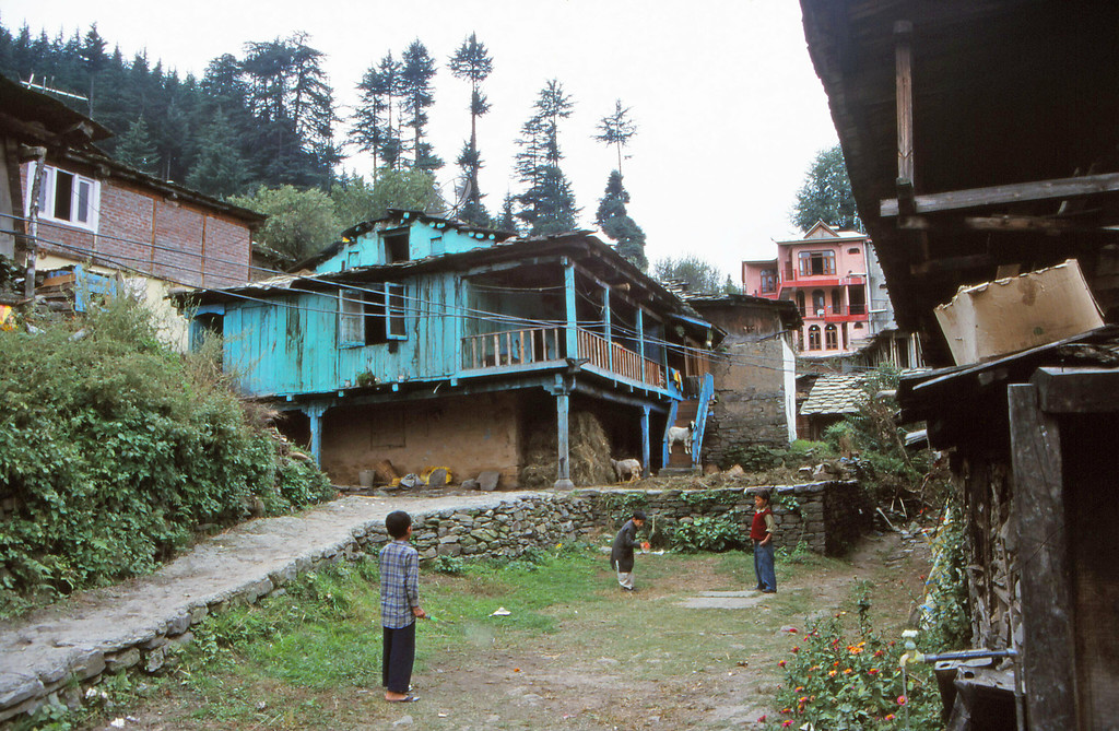 Blue house in Naggar