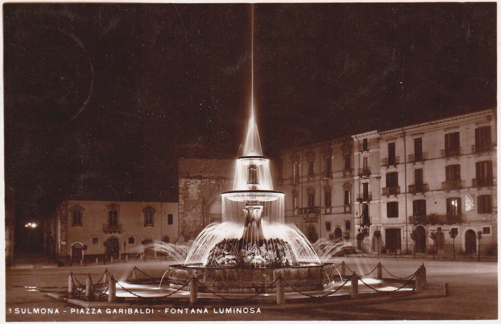Sulmona, Fontana in Piazza Garibaldi