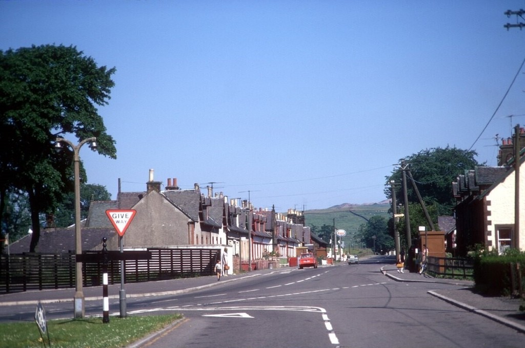 Old A74 road, Beattock village