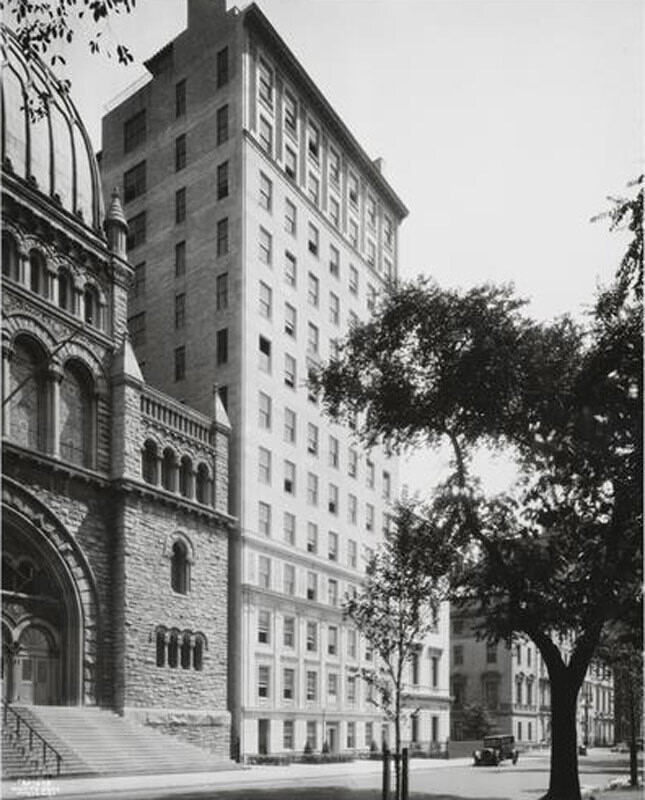 944-945 Fifth Avenue. Apartment building