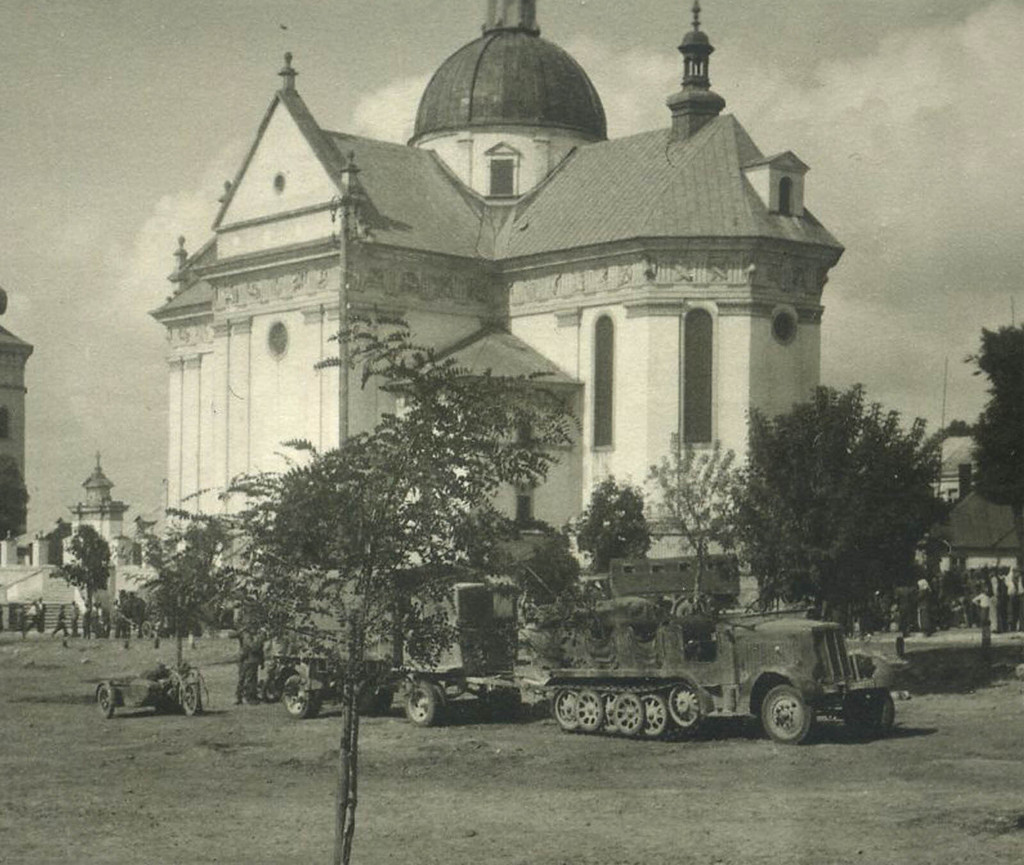 Костел св. Лаврентія у Жовкві під час окупації