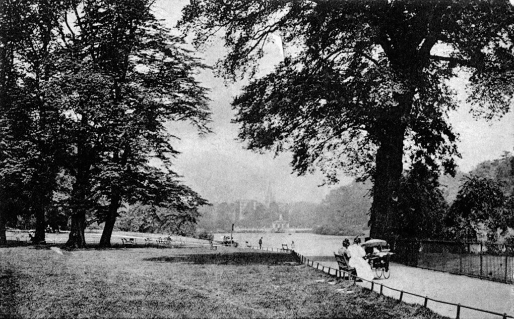 Kensington Gardens. View towards Long Water and Italian Pavilion