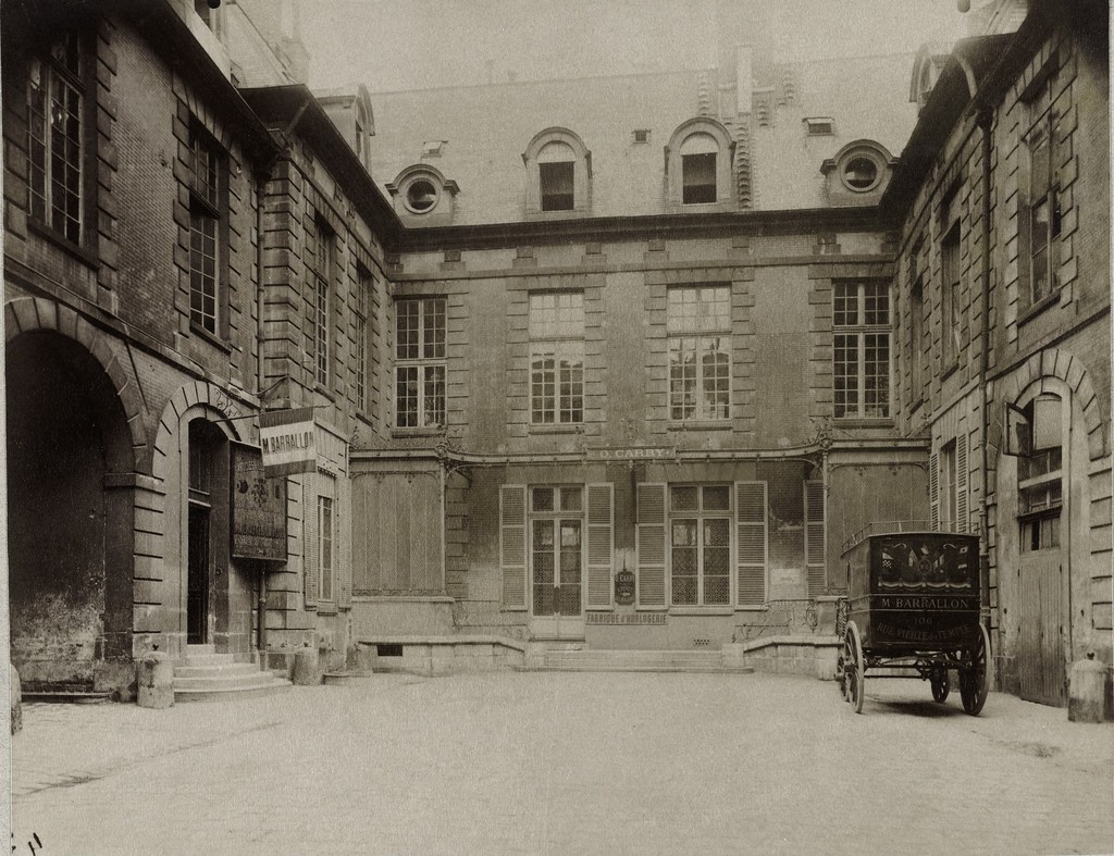 Hôtel Maigret de Serilly, 106 rue Vieille du Temple