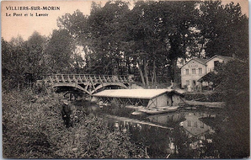Villiers-sur-Morin. Le Pont et le Lavoir