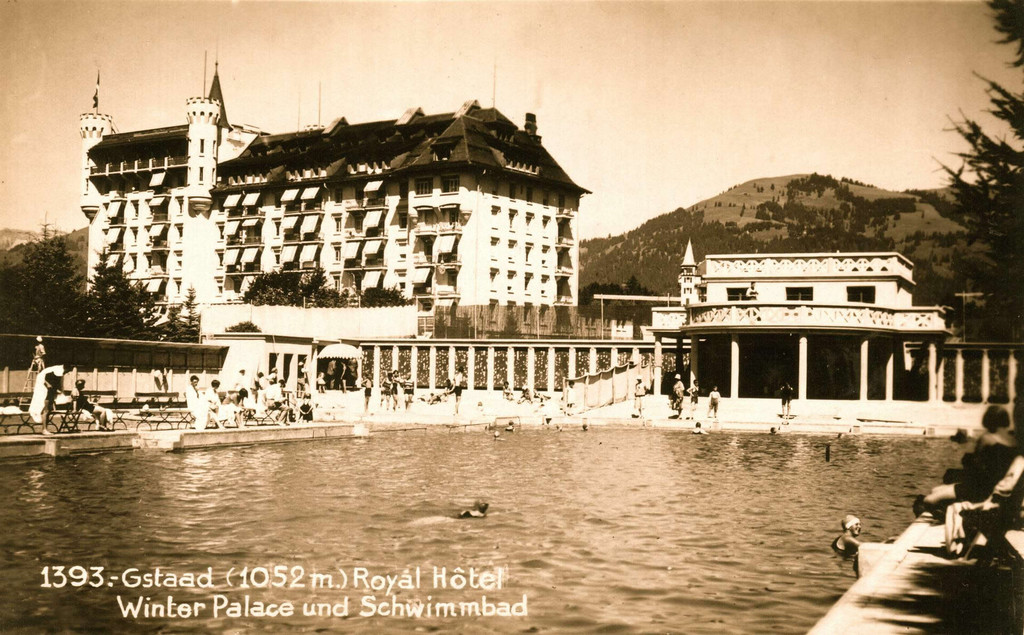 Gstaad. Royál Hôtel Winter Palace und Schwimmbad