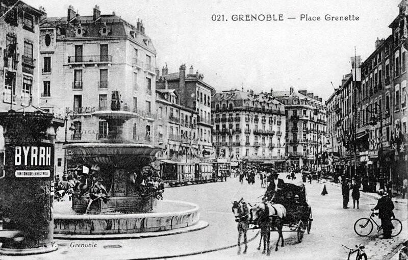 Grenoble | Place Grenette: Fontaine