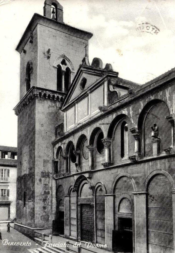 Benevento, Facciata del Duomo