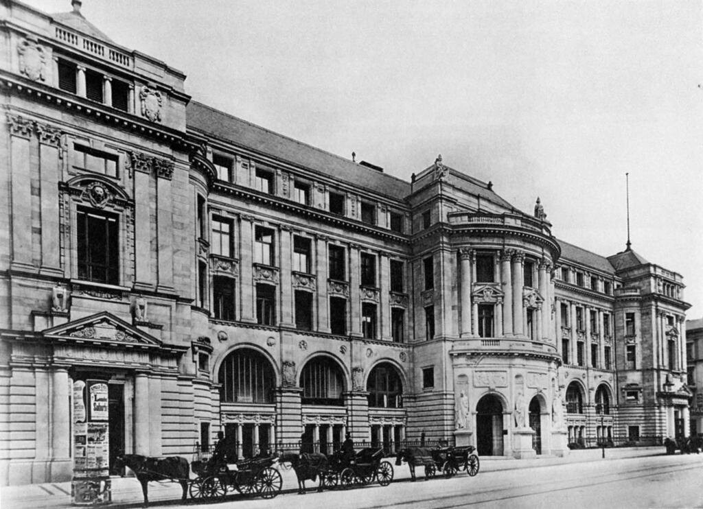 Mauerstraße, Deutsche Bank