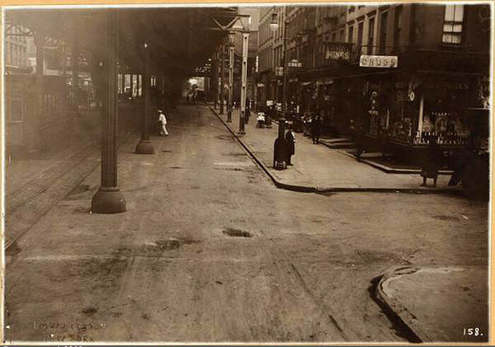 2nd Avenue, 56th to 57th Street, East side,