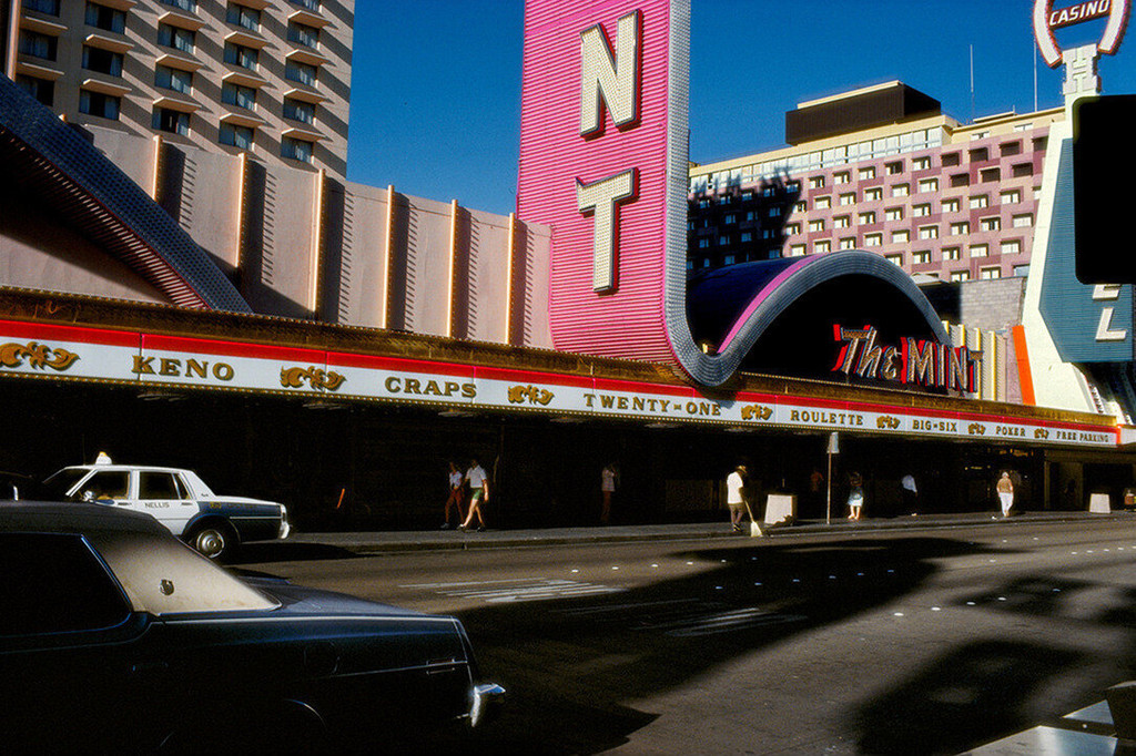 The Mont at Fremont Street