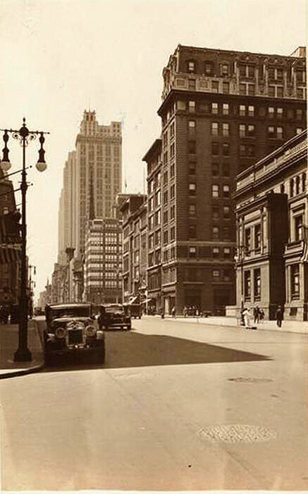 South on West side, of Fifth avenue from 52nd Street. May 30, 1932