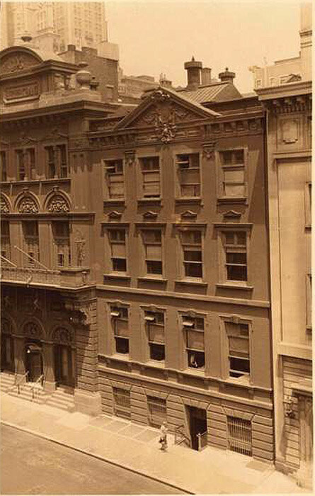 Liederkrantz Hall, 115 East 58th Street showing the south wing July 3, 1928