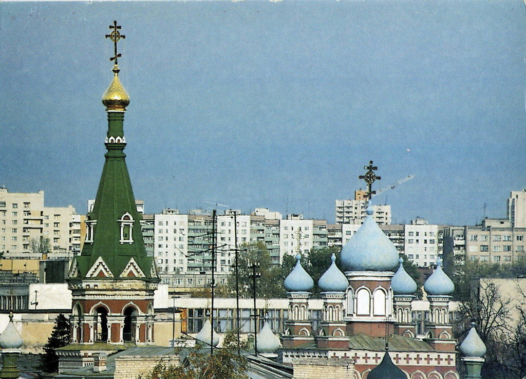 Вид на собор по улице Ожешко и на крыши города