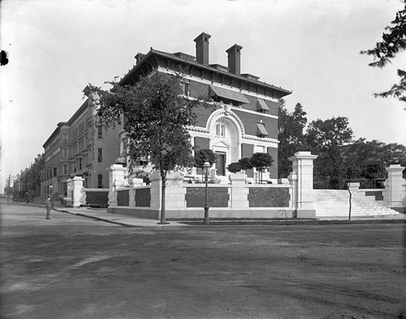 Riverside Drive at the corner of West 89th Street. [Isaac L.] Rice residence.