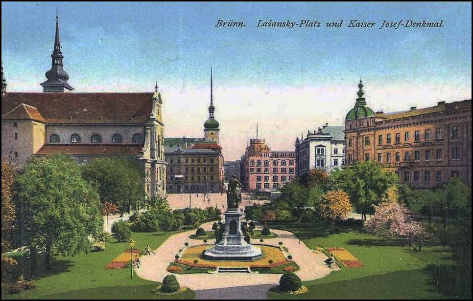 Brno, Moravské náměstí