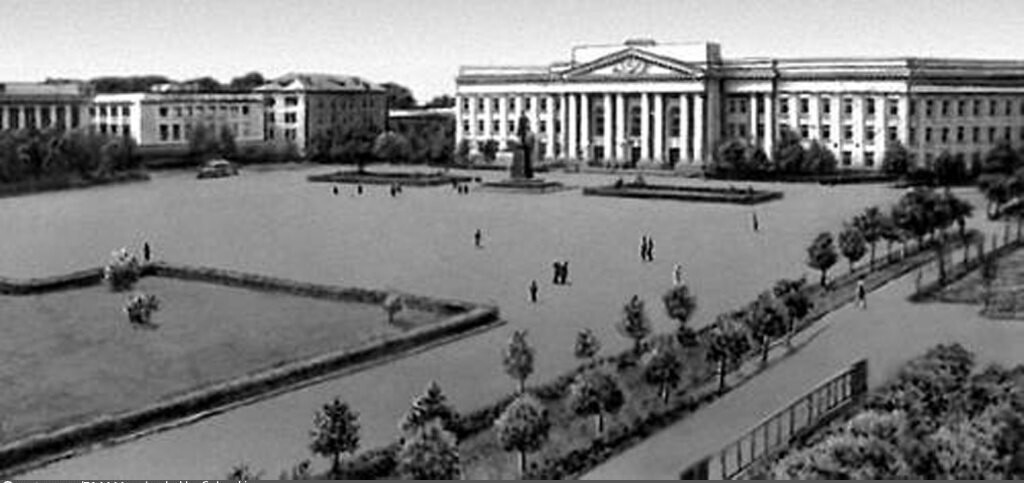Панорама площади Ленина