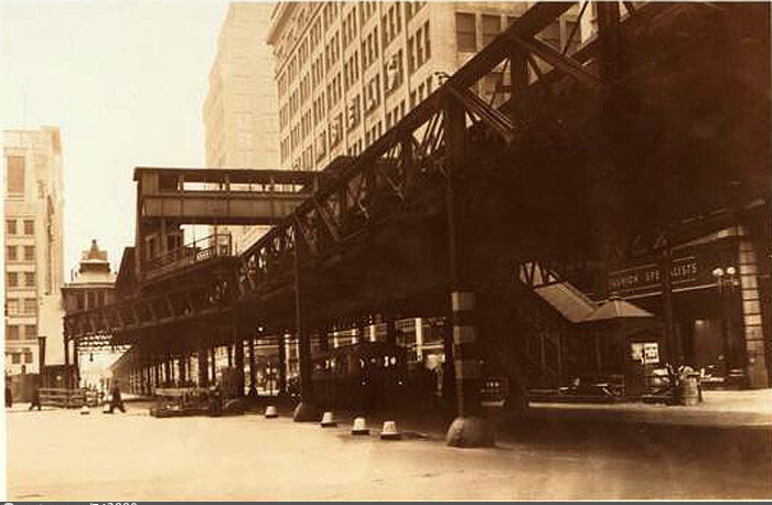6th Avenue, south from W. 34th Street, showing the 'El' structure and its 33rd Street Station