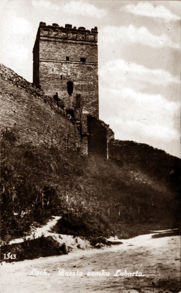 вежа замку