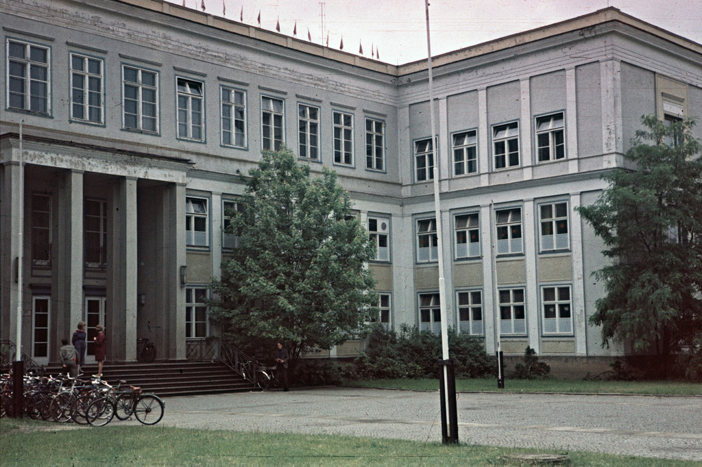 Eisenhüttenstadt. Grundschule