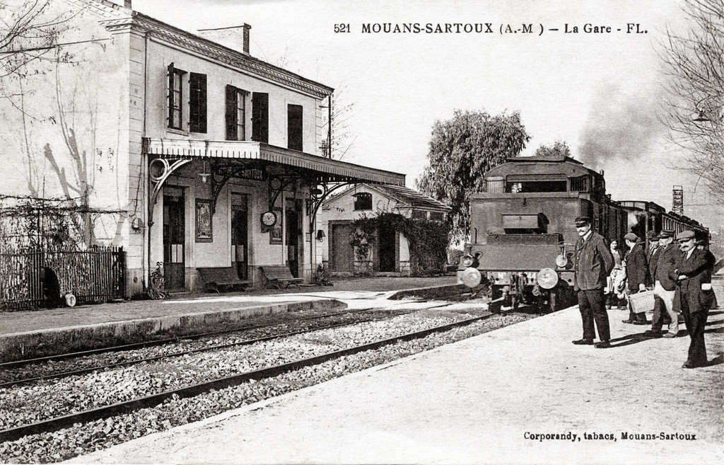 Mounans-Sartoux. La Gare
