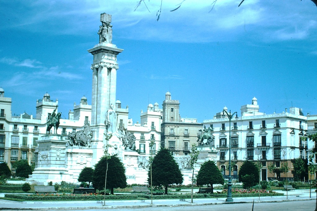 Cadiz, Monumento a la Constitución de 1812