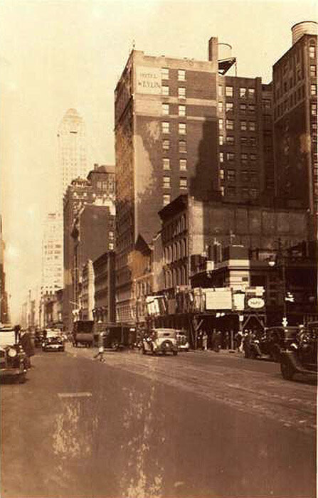 Madison Ave., east side, north from and including East 53rd Street. October 28, 1930