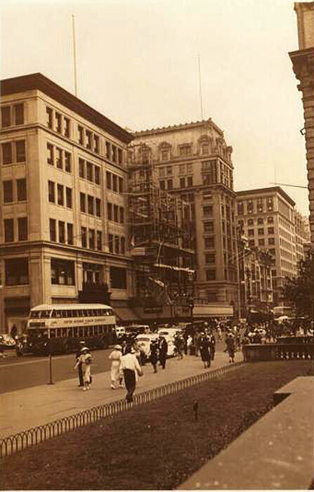 Fifth Avenue, east side, south from East 40th to 38th Streets 1937