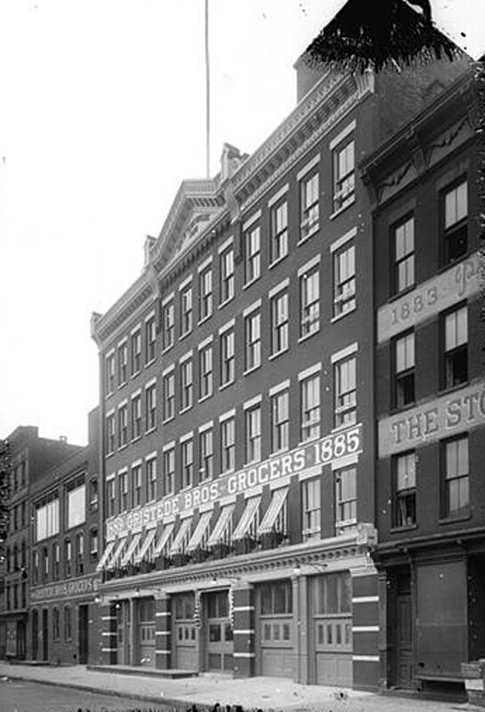 128th Street and Park Avenue. Gristede Bros. 1881 Park Avenue