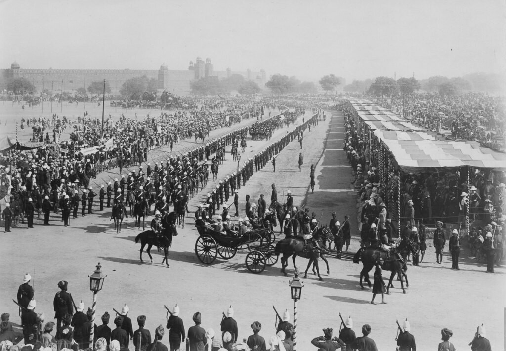 A military parade in New Delhi in honor of the Imperial couple's arrival