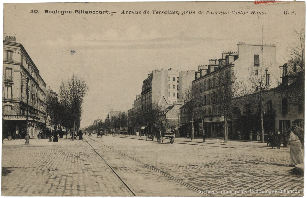 Avenue de Versailles prisw de l'Avenue Victor Hugo