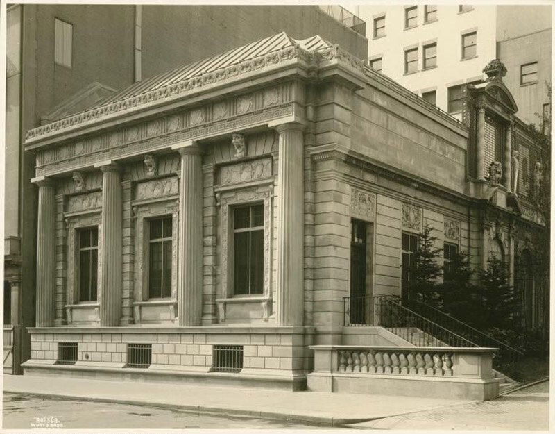 71st Street at the S.E. corner of 5th Avenue, Henry Clay Frick residence, Nov. 1920 NY