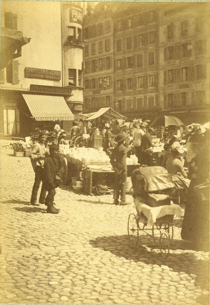 Place de Saint-Gervais: marché