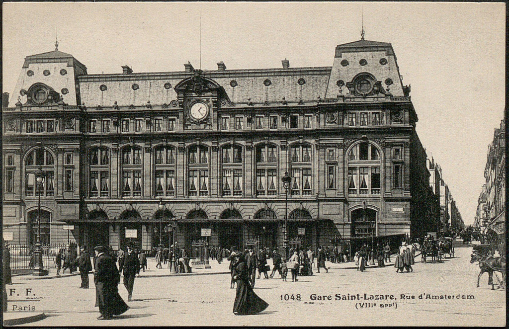 Gare Saint-Lazare. Rue d'Amsterdam