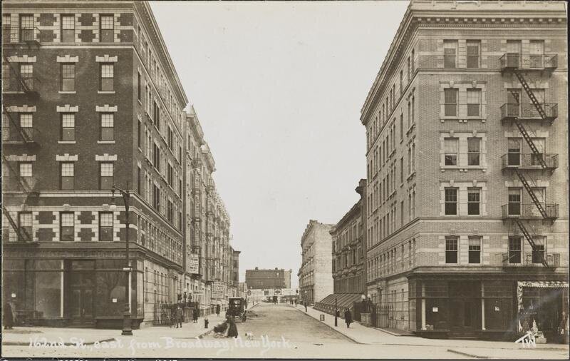 162nd St., east from Broadway, New York.