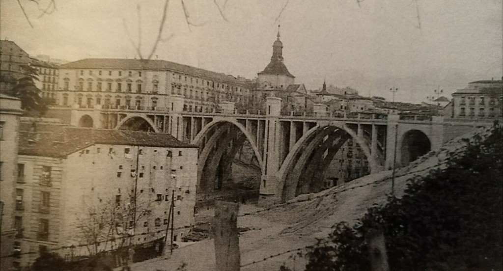 Viaducto de la calle Segovia