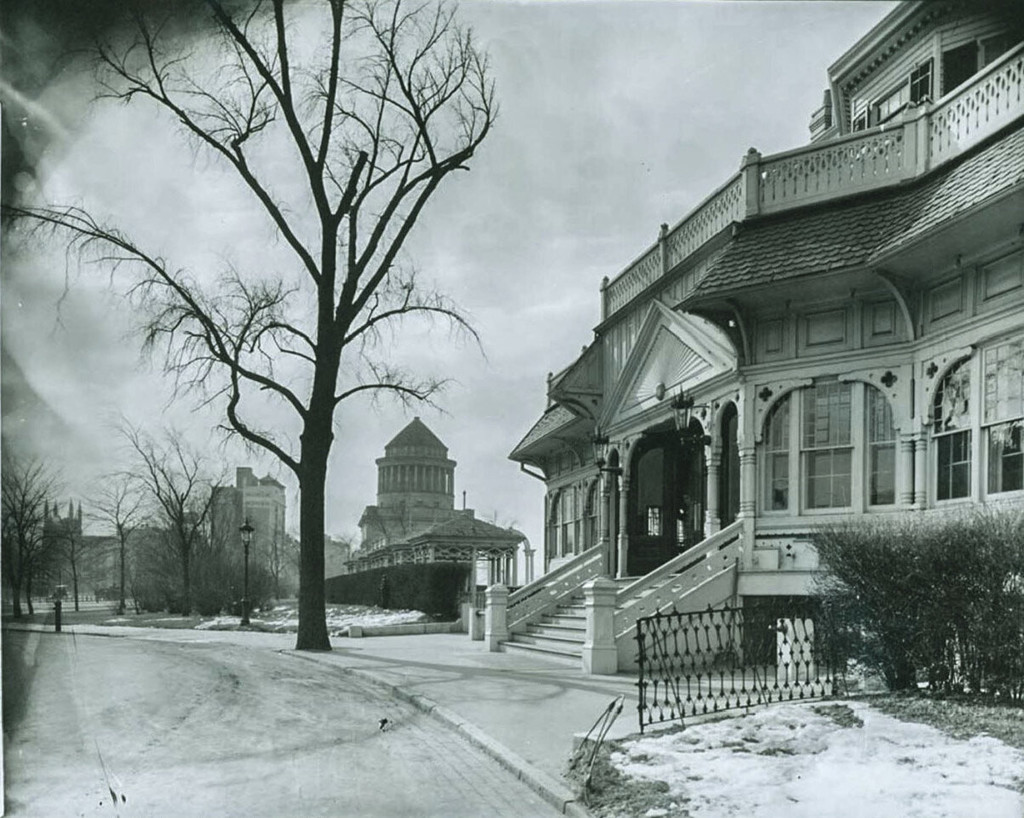 Claremont Inn, Riverside Drive, North of Grant's Tomb, circa 1910