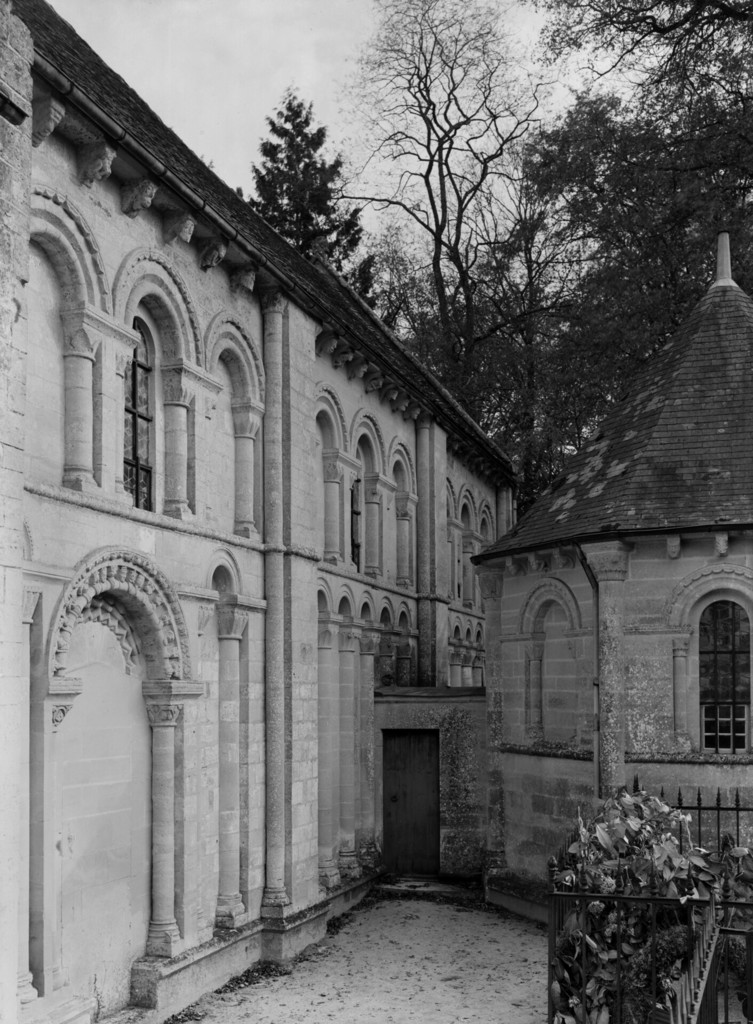 Fontaine-Henry. Église de la Nativité-de-Notre-Dame: façade sud