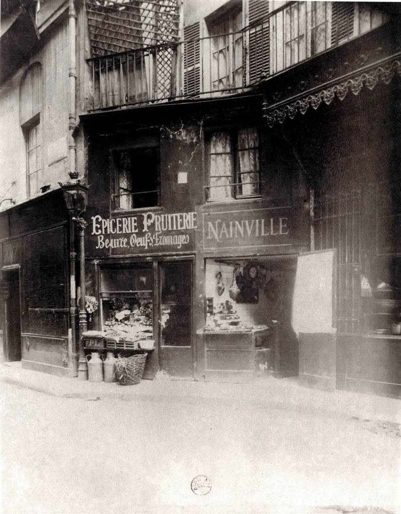 Coin rue Sauval au n°2