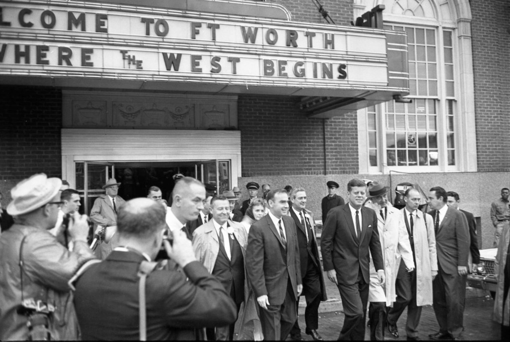 US President John Kennedy in front of the Texas Hotel