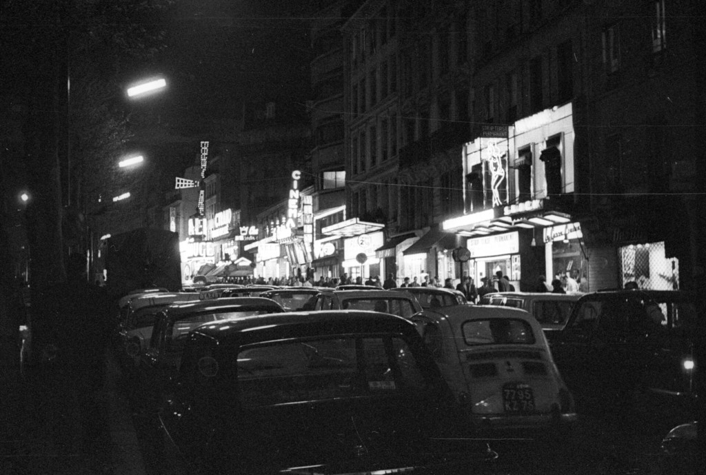 Boulevard de Clichy et Moulin Rouge