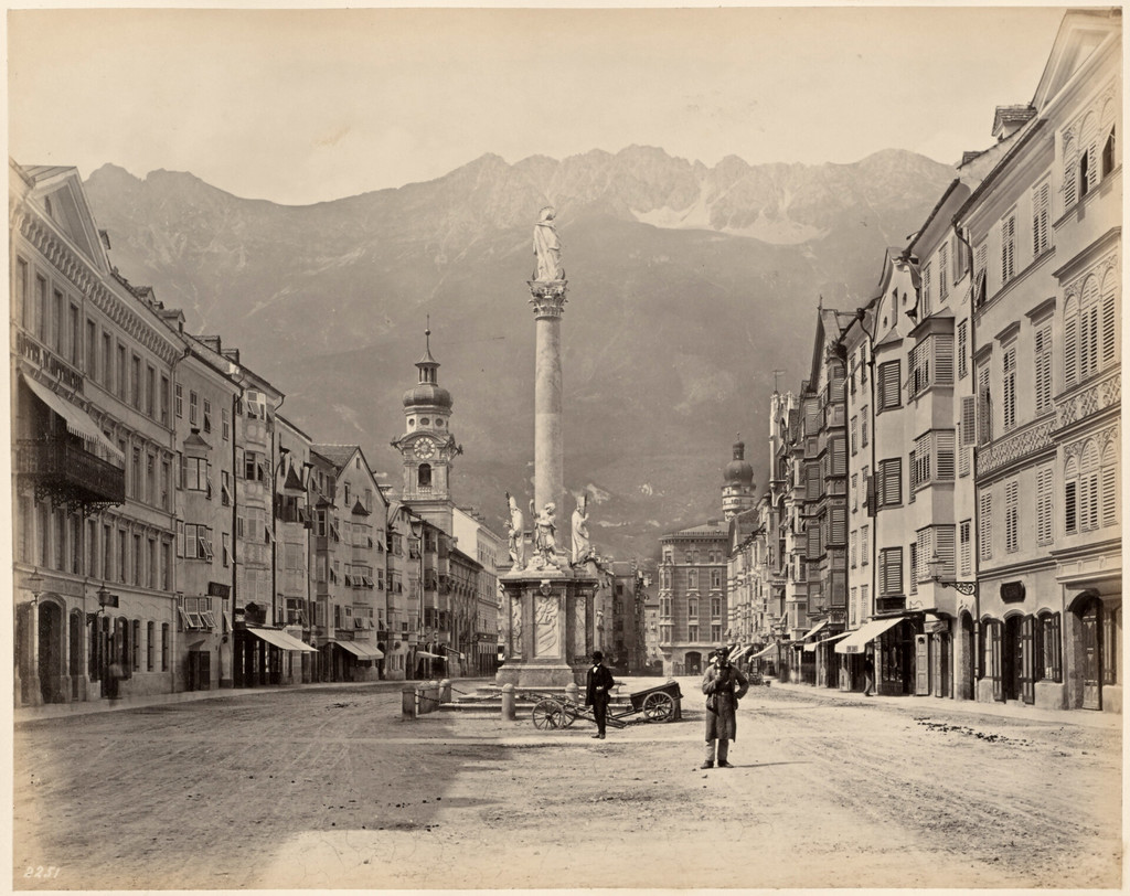 Innsbruck. Maria-Theresien-Straße