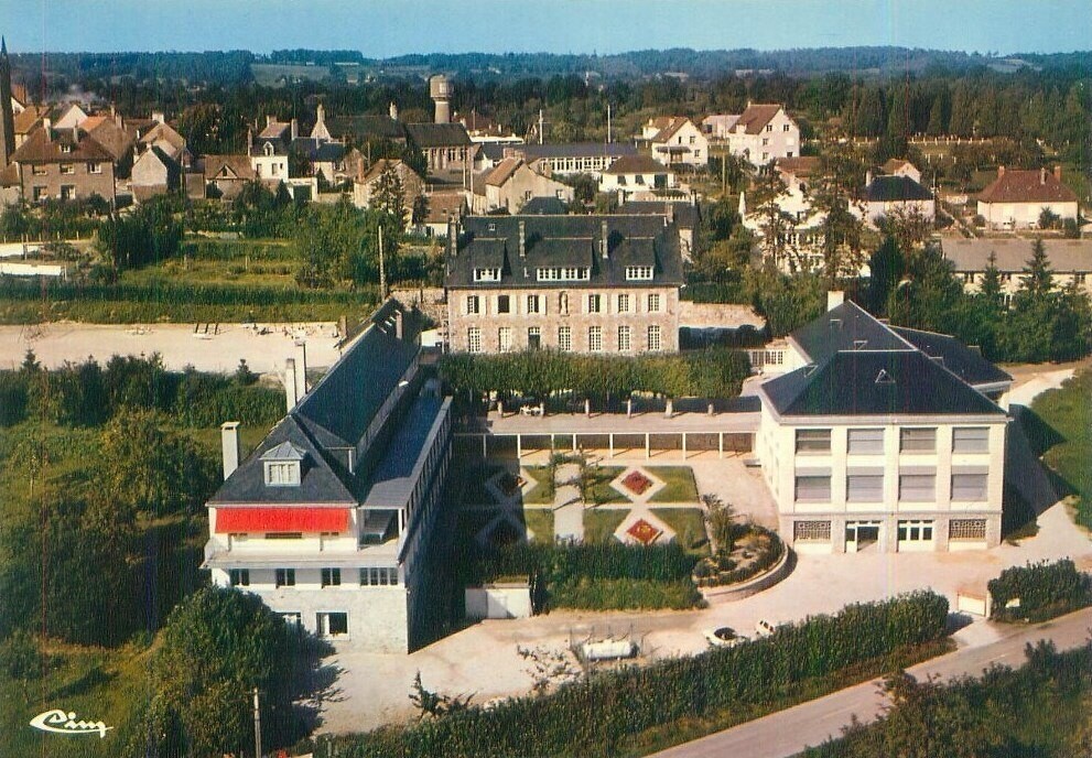 Juvigny-sous-Andaine. Centre de Rééducation Fonctionnelle et Institut Orthopédique