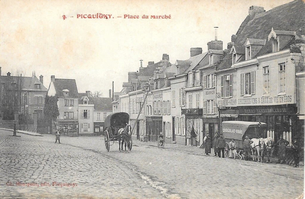 Picquigny. Place du Marché